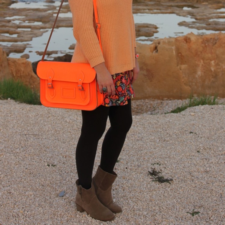 orange outfit flower skirt zara neon stachel