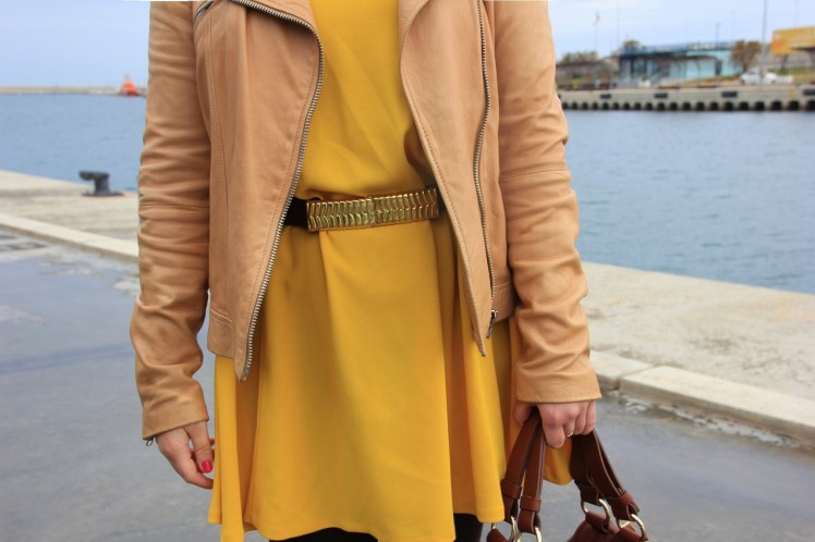 vestido amarillo primavera