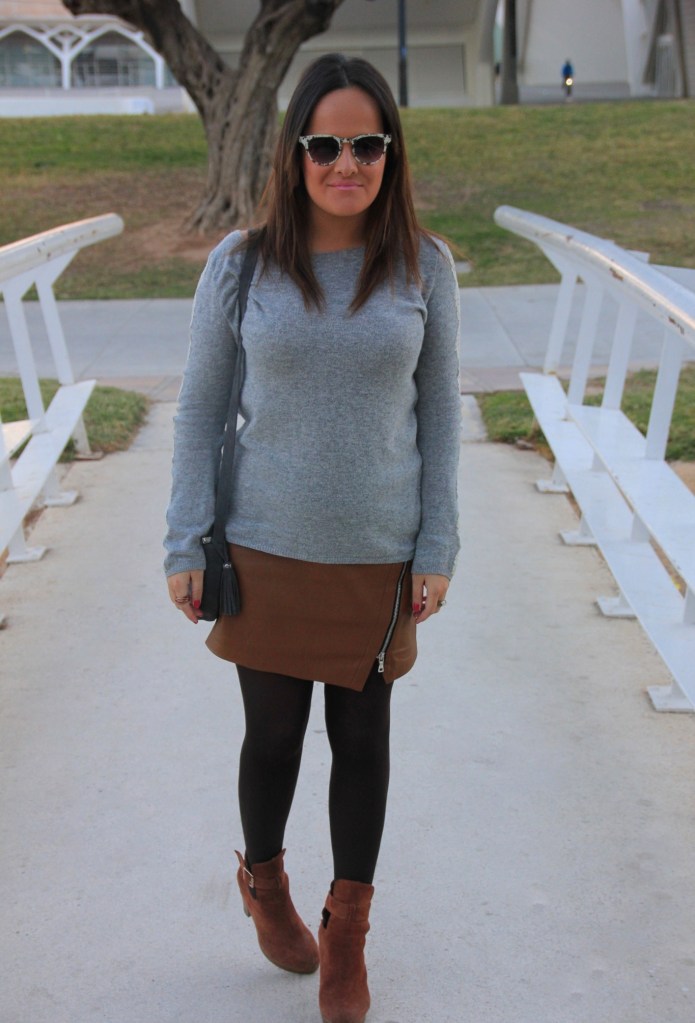 falda cuero marrón zara