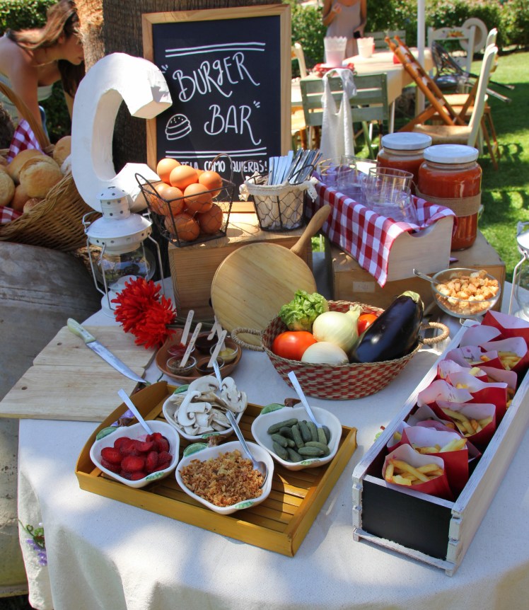 hamburger table party