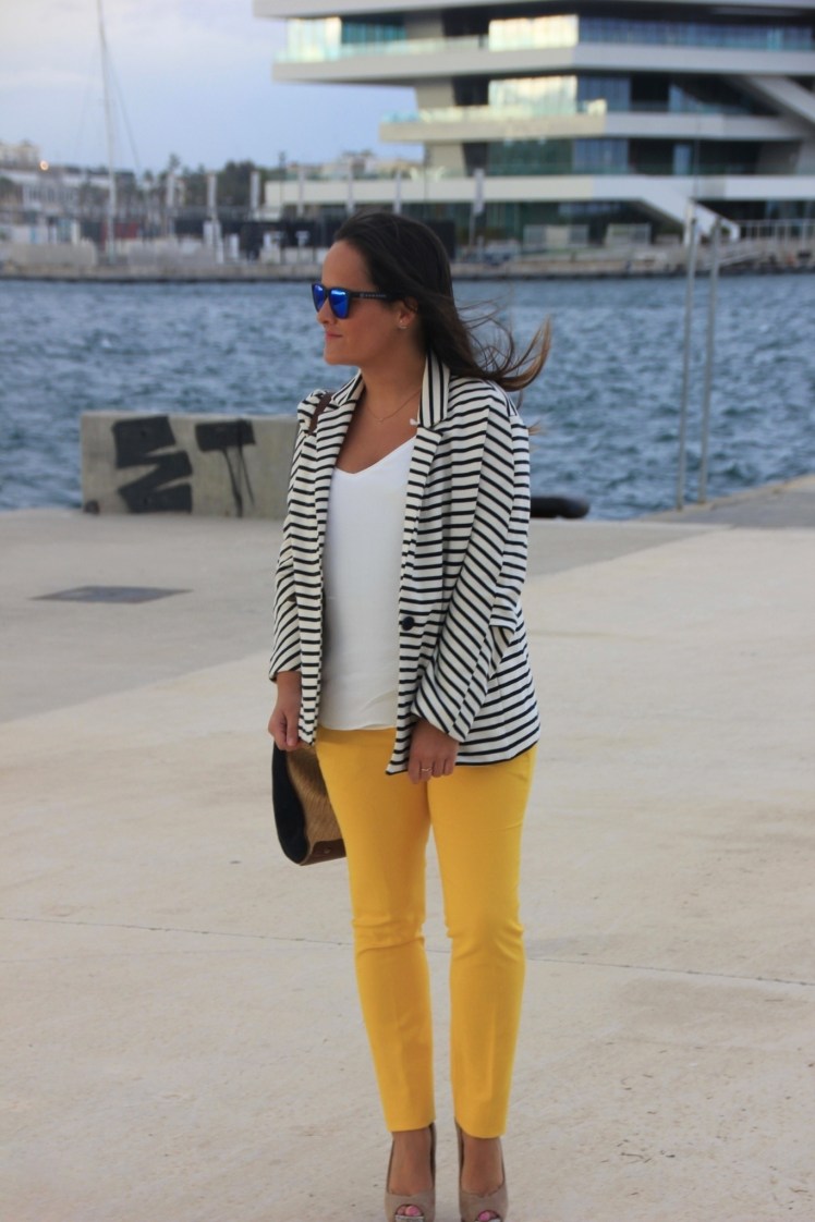 n.look marinero y amarillo