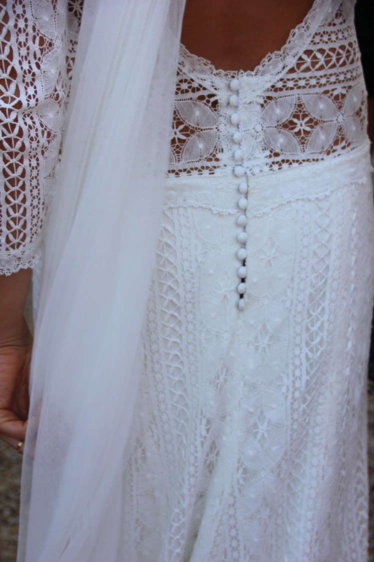 lace wedding dress